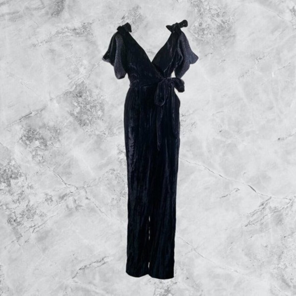 TULAROSA Cher V-neck Velvet Jumpsuit - Black - Picture 1 of 10